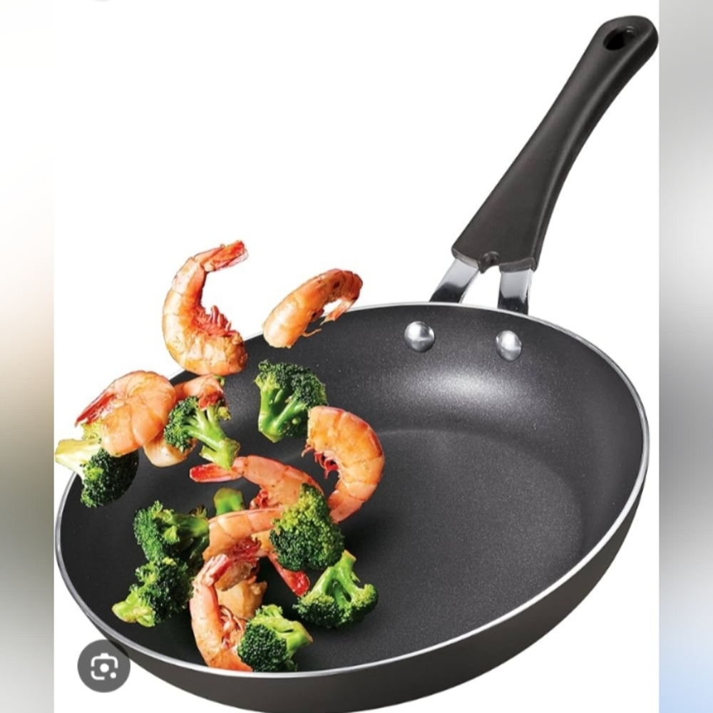 Tramontina Non-Stick 8 inch Frying Pan